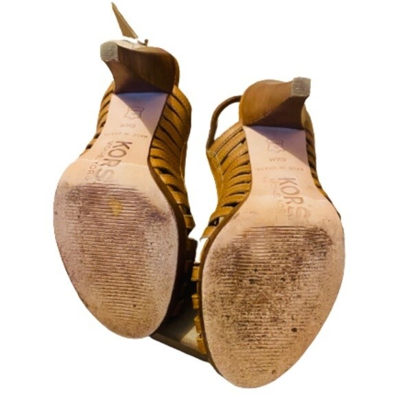 KORS Michael Kors Leather High Heeled Slingback Pointed Open Toe Sandal - Picture 3 of 5